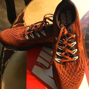 Texas Longhorns Nike Sneakers